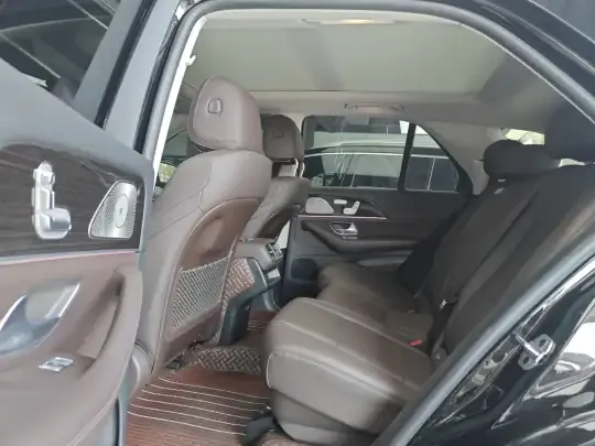 Mercedes-Benz GLE 2022 (48700 км)