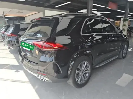 Mercedes-Benz GLE 2022 (48700 км)