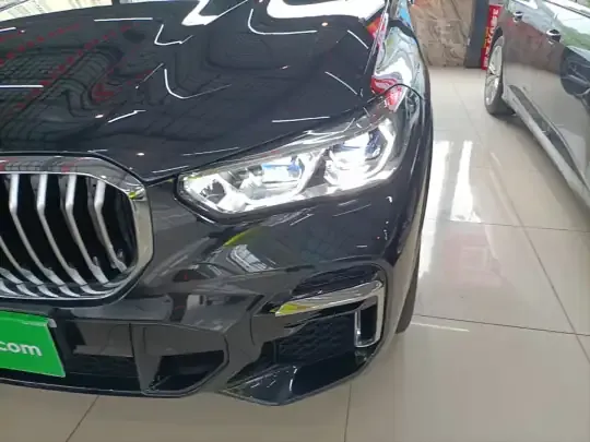 BMW X5 2022 (32500 км)