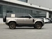 Land Rover Defender 2023 (76800 км)