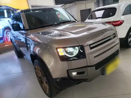 Land Rover Defender 2023 (76800 км)
