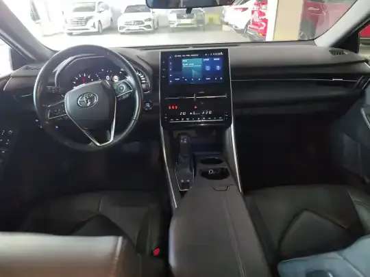 Toyota Avalon 2022 (83800 км)