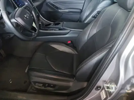 Toyota Avalon 2022 (83800 км)