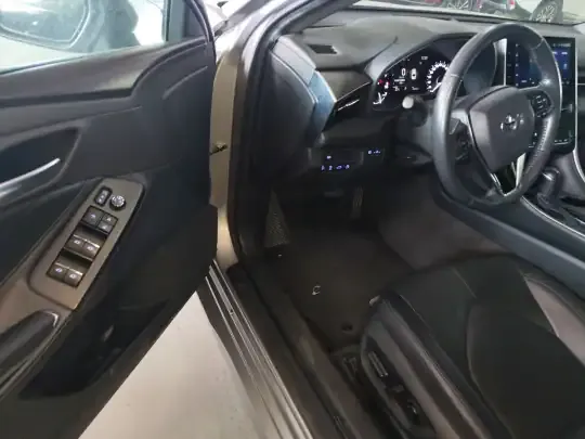 Toyota Avalon 2022 (83800 км)