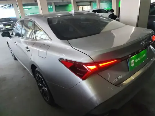 Toyota Avalon 2022 (83800 км)