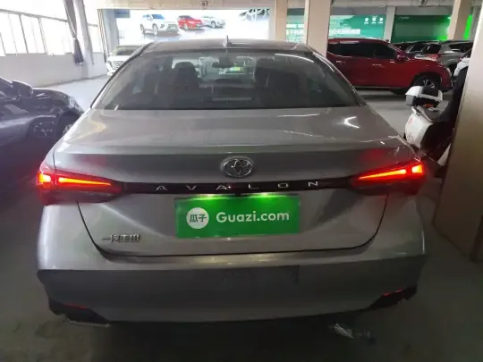 Toyota Avalon 2022 (83800 км)
