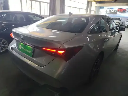 Toyota Avalon 2022 (83800 км)