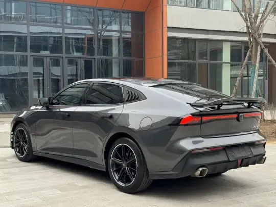 Changan UNI-V 2022 (43600 км)
