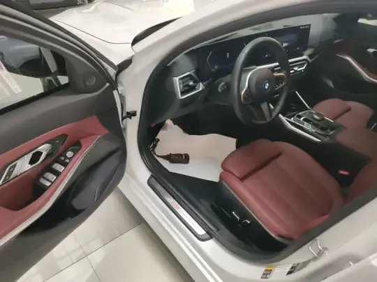BMW i3 2022 (31600 км)
