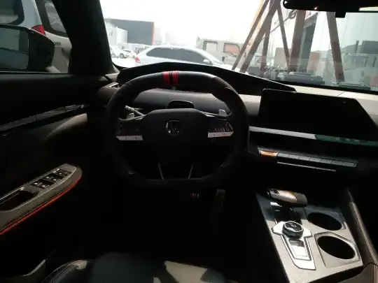 Changan UNI-V 2022 (32700 км)