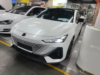 CHANGAN UNI-V 2022 (34000 км)