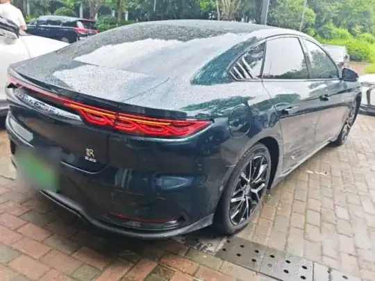 BYD Han 2022 (52800 км)