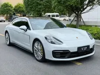 Porsche Panamera 2023 (16000 км)