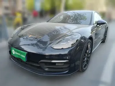 Porsche Panamera 2023 (9400 км)