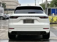 Porsche Cayenne 2023 (25400 км)