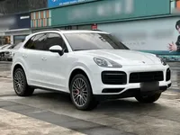 Porsche Cayenne 2023 (25400 км)
