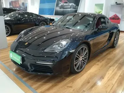 Porsche 718 2022 (18800 км)