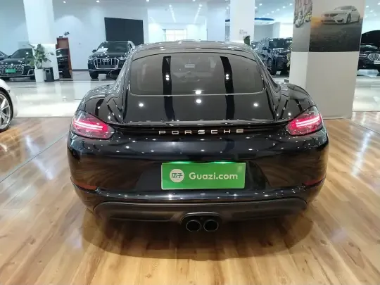 Porsche 718 2022 (18800 км)