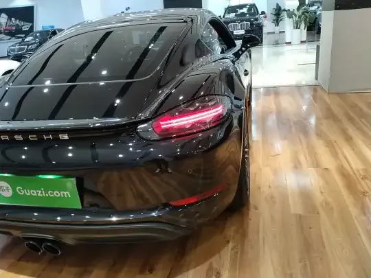 Porsche 718 2022 (18800 км)