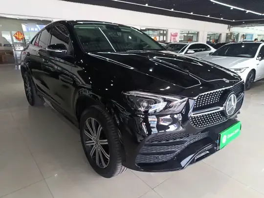 Mercedes-Benz GLE 2022 (69600 км)