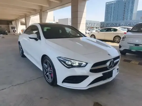 Mercedes-Benz CLA 2022-Year Updated CLA 200  (47000 км)