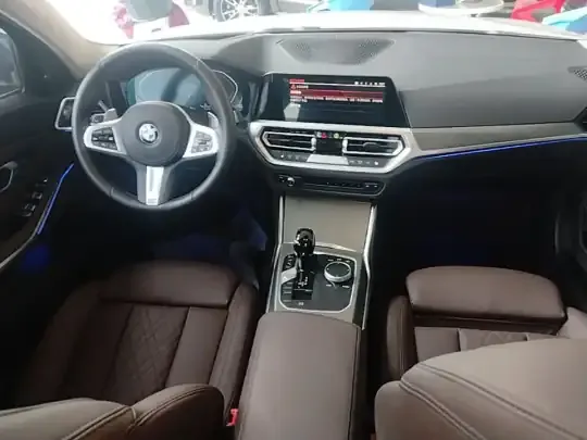 BMW 3 Series 2022 (31800 км)