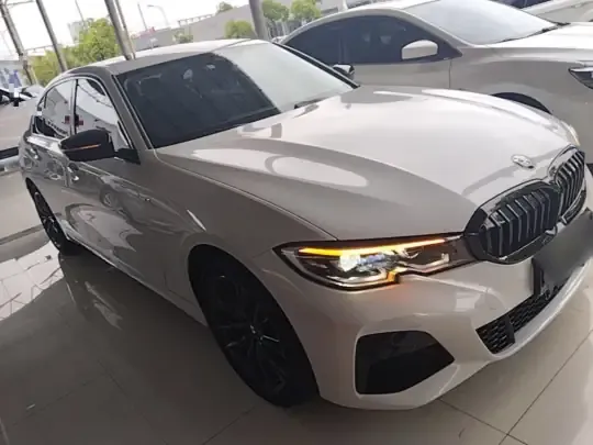 BMW 3 Series 2022 (31800 км)