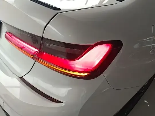 BMW 3 Series 2022 (31800 км)