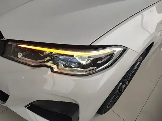 BMW 3 Series 2022 (31800 км)