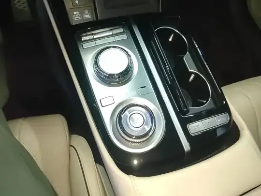 Genesis G80 2023 (114700 км)