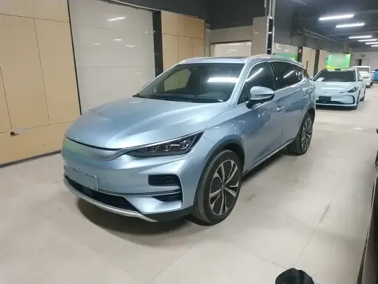 BYD Tang New Energy 2022 (23100 км)