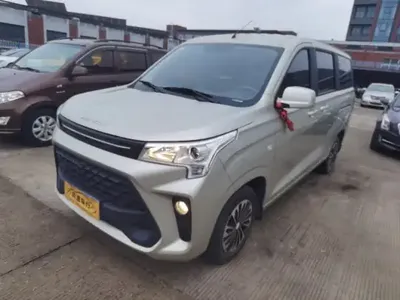 Dongfeng Fengon 380 2022 (14300 км)