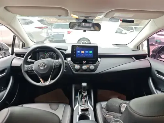 Toyota Corolla 2022 (57200 км)