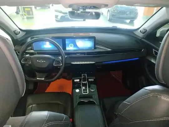 Chery Tiggo 8 PLUS 2022 (32300 км)