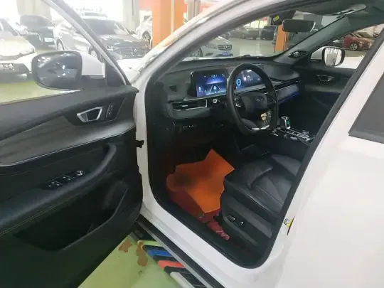 Chery Tiggo 8 PLUS 2022 (32300 км)