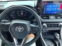Toyota RAV4 2022 (37300 км)