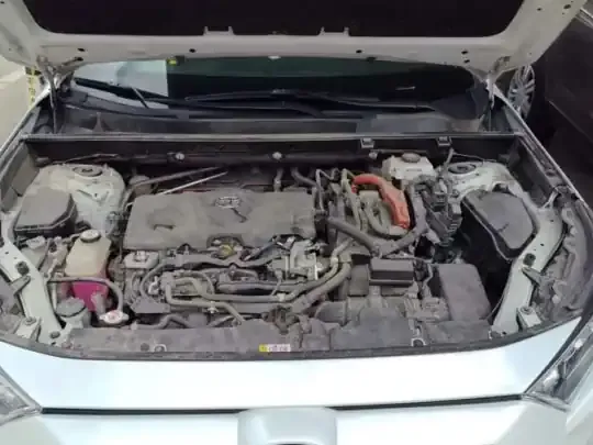 Toyota RAV4 2022 (37300 км)