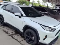 Toyota RAV4 2022 (37300 км)