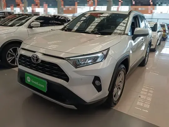 Toyota RAV4 2022 (88700 км)