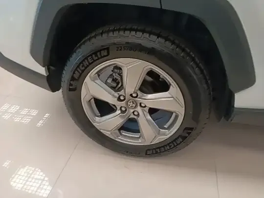 Toyota RAV4 2022 (88700 км)