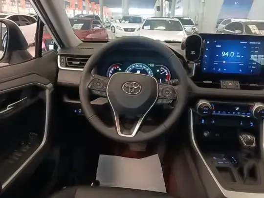 Toyota RAV4 2022 (88700 км)