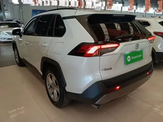 Toyota RAV4 2022 (88700 км)