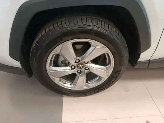Toyota RAV4 2022 (88700 км)