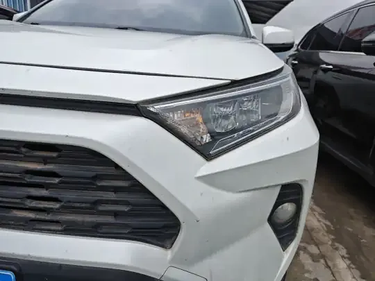 Toyota RAV4 2022 (147800 км)