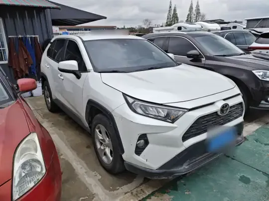Toyota RAV4 2022 (147800 км)