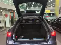 Mercedes-Benz EQS 2022 (33600 км)