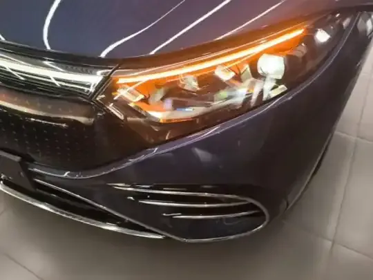 Mercedes-Benz EQS 2022 (33600 км)