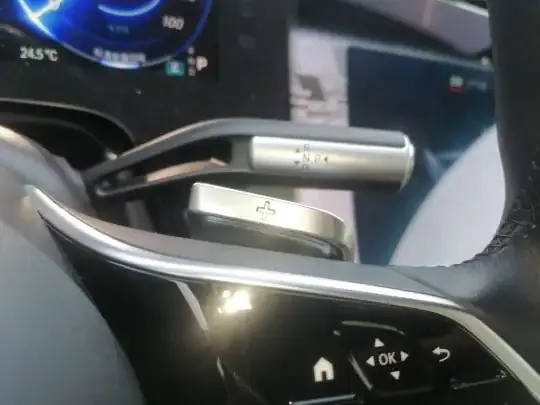 Mercedes-Benz EQS 2022 (1300 км)