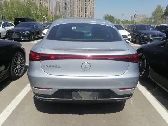 Mercedes-Benz EQS 2022 (1300 км)