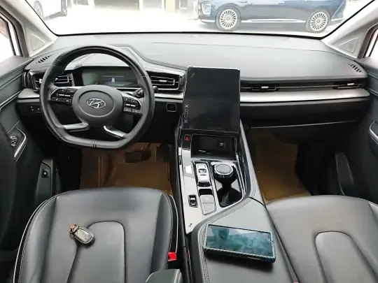 Hyundai Custo 2022 (33200 км)